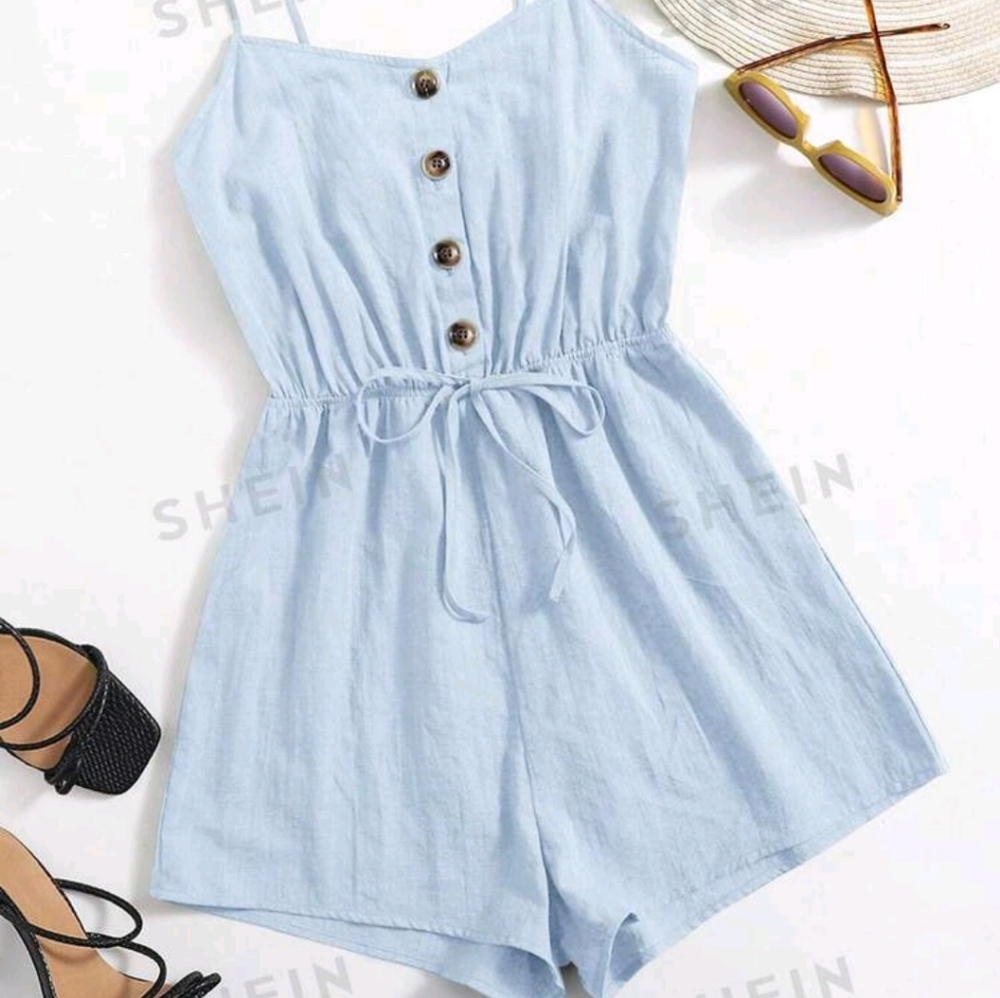 Shein- NWT Light Blue romper w/h brown buttons on the front - Small